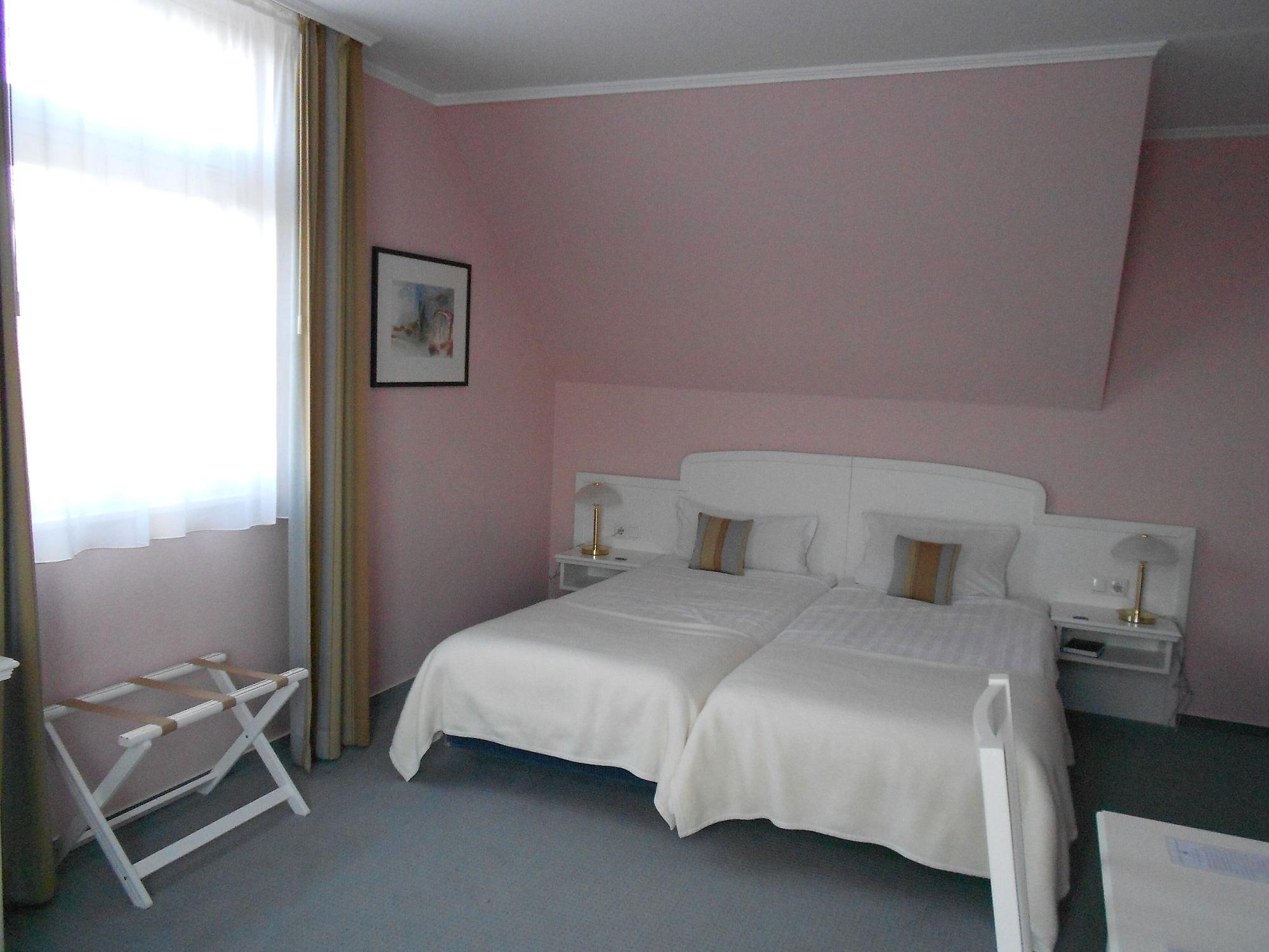 Arthotel Ana Fleur พาเดอร์บอร์น ภายนอก รูปภาพ