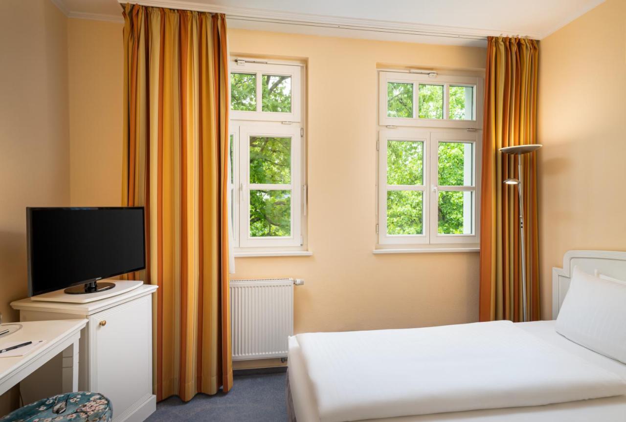 Arthotel Ana Fleur พาเดอร์บอร์น ภายนอก รูปภาพ
